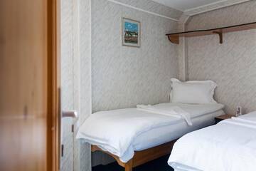 Фото номера Двухместный номер с 1 кроватью Гостевой дом Hotel Plutitor Pelican Tour г. Caraorman 2